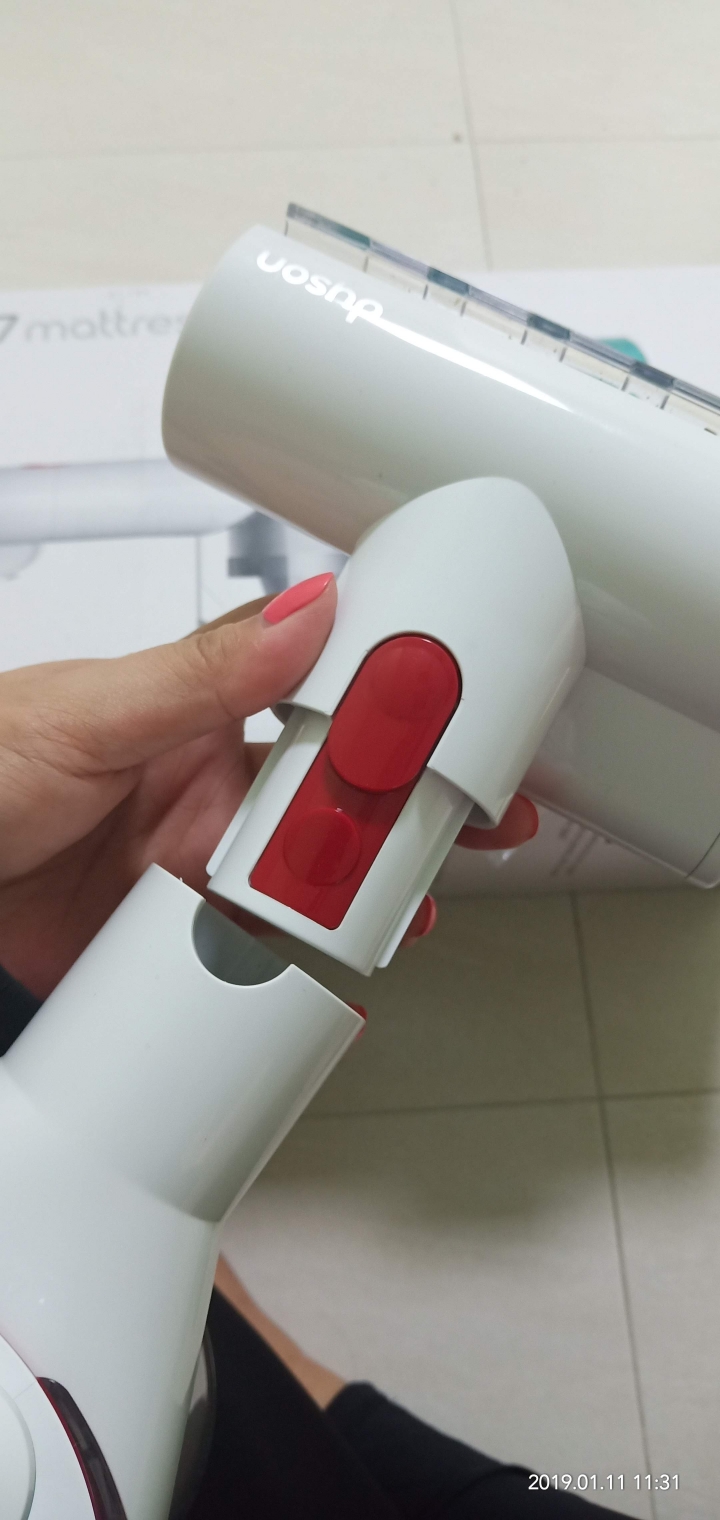 居家清潔的開掛神器!!! Dyson v7 mattress 除螨機  塵螨退散~!!