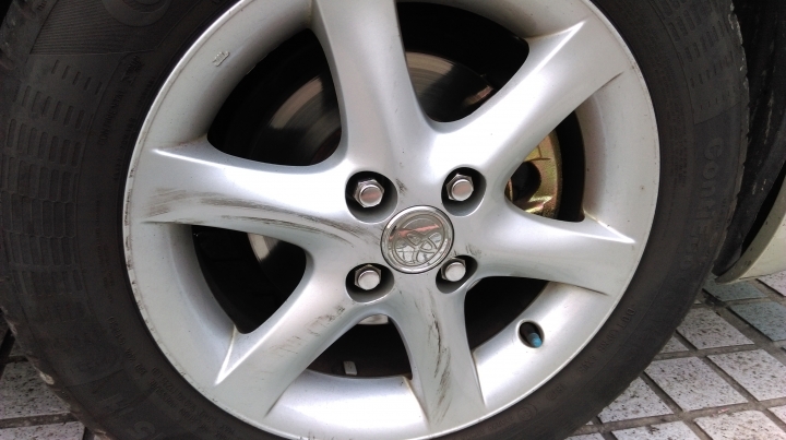 請教一下煞車系統怎麼了