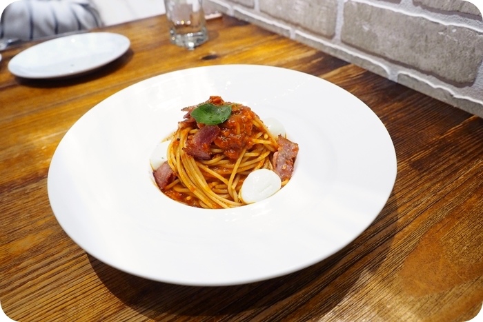 ▋捷運中山站美食 ▋First One Bistro 佛斯特旺餐酒館，超精彩的義式餐點秀！！