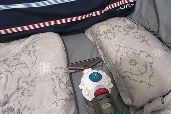 [開箱] Dyson V7 mattress 的進擊 讓塵螨無所遁形