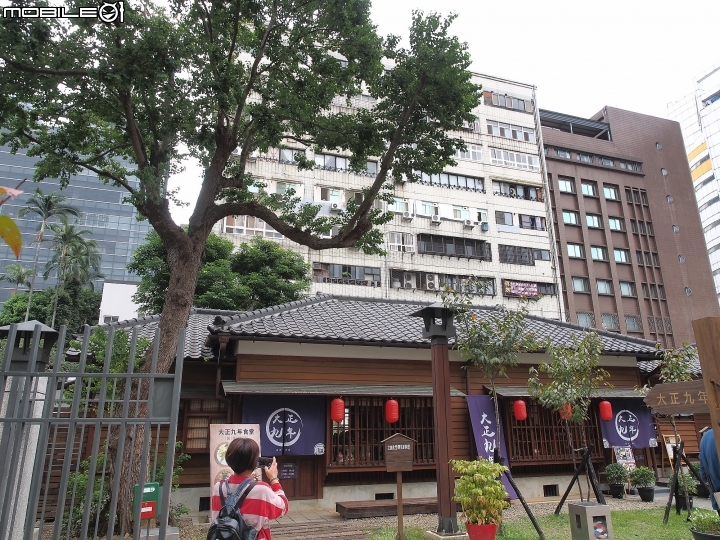 桃園市 桃園77藝文町 — 高樓大廈間的日式風情，IG打卡新景點