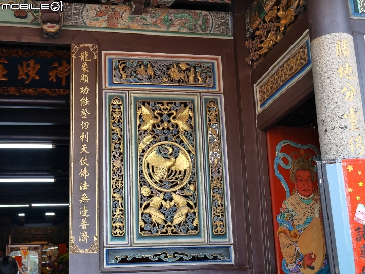 高雄 鳳山 鳳山龍山寺 — 精雕細琢的鳳山在地居民信仰中心