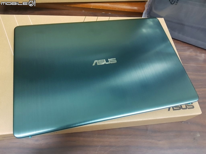 VivoBook S15 躍動綠 少見的特殊顏色筆電入手開箱