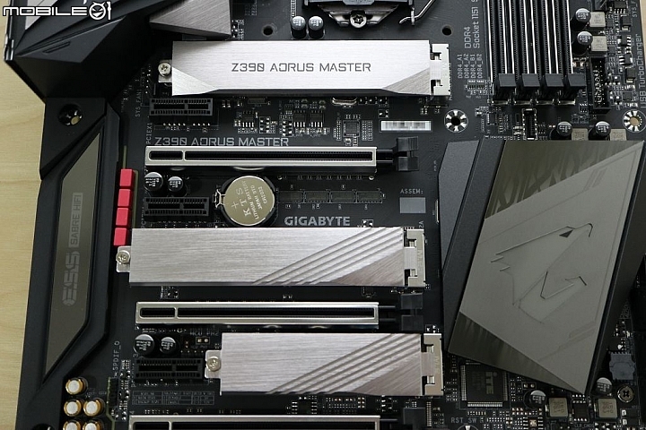 [開箱]  Z390 散熱用料強化中高階誠意之作 Z390 AORUS MASTER 大師超頻