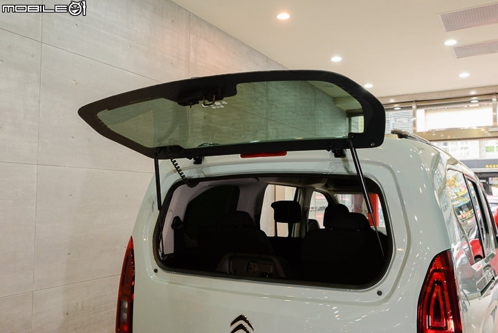 【展間實拍】Citroen Berlingo抵台，浪漫又實用的七人座MPV新星搶先賞析！