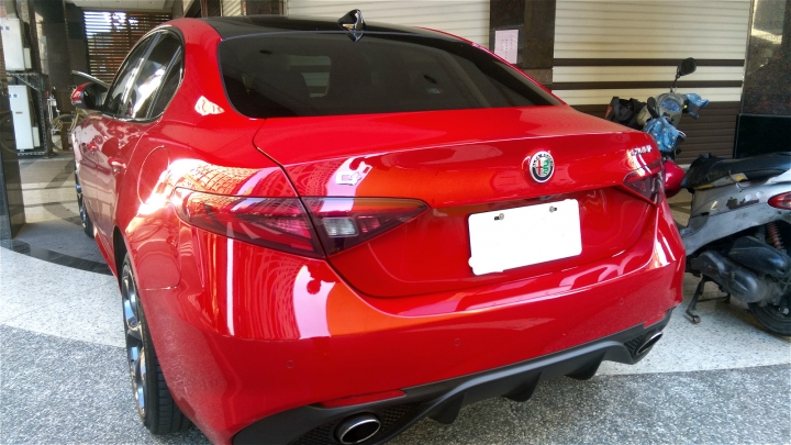 Alfa Romeo Giulia Q4