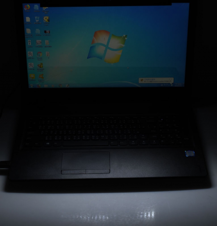 BenQ WiT ScreenBar Lite筆電智能掛燈開箱