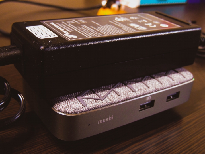 Moshi Symbus Q 北歐時尚風造就質感辦公搭配無線充電 \佛心公司/