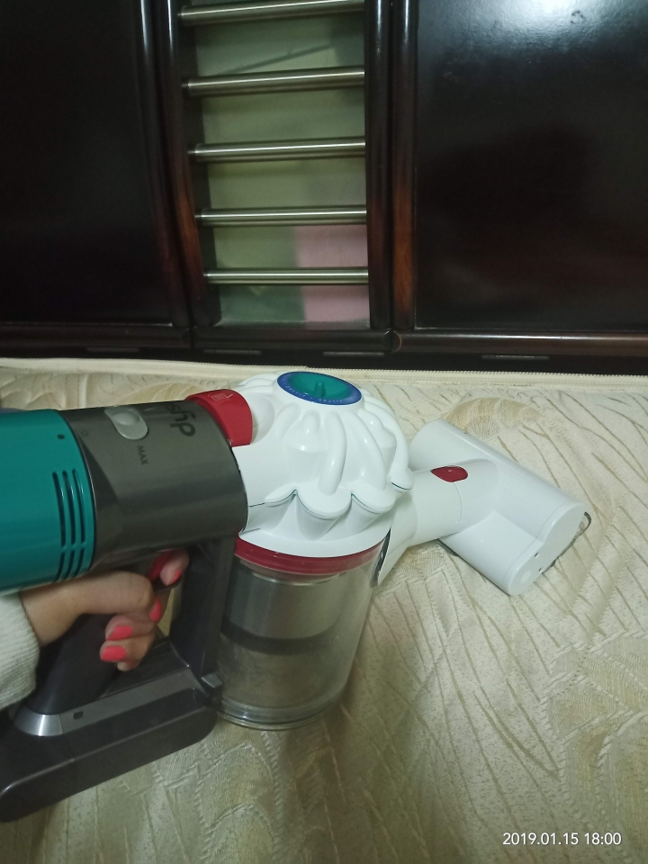 居家清潔的開掛神器!!! Dyson v7 mattress 除螨機  塵螨退散~!!