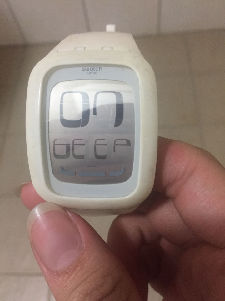 swatch Swiss 時間一直閃