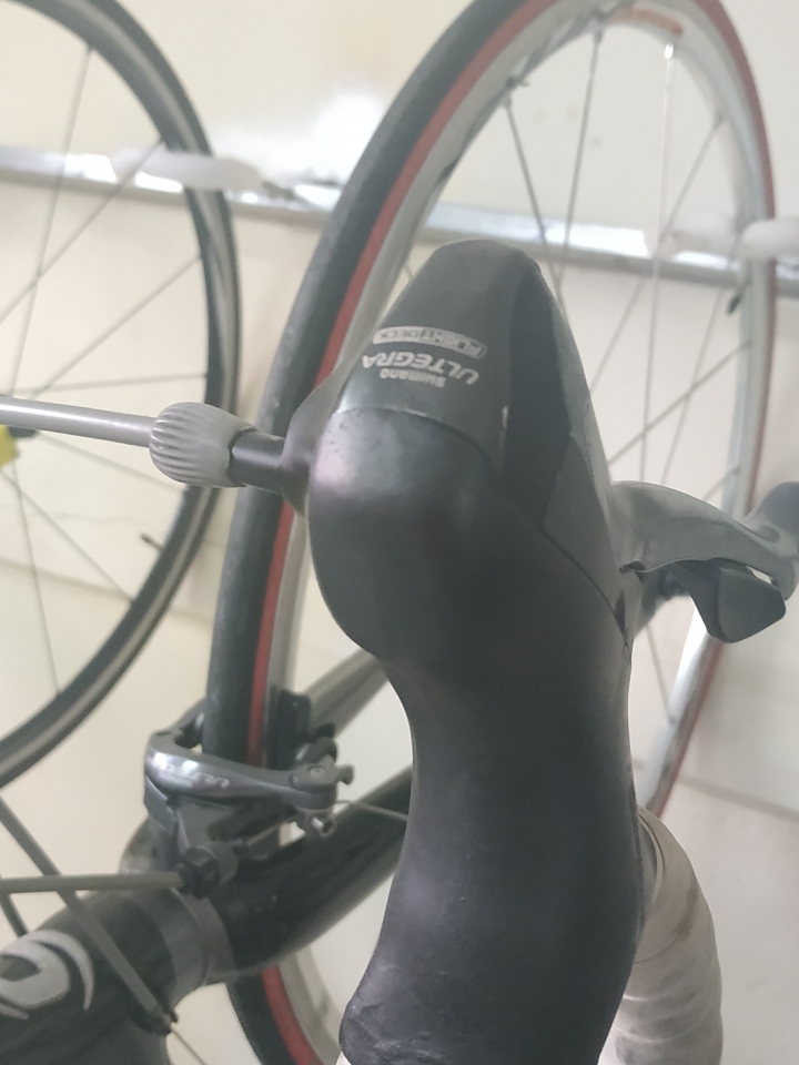 想入門請問網上大大 這台車