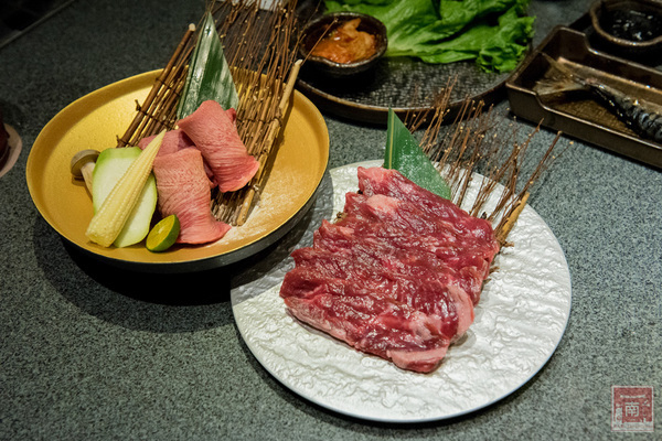 【高雄美食】全亞洲最美的燒肉店｜碳佐麻里時代園區｜近捷運站近百貨~碳佐麻里高雄時代店