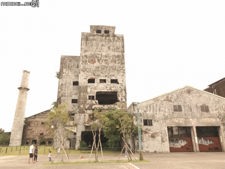 宜蘭 五結 中興文化創意產業園區 —造紙工廠幾成廢墟，翻轉成IG打卡新景點