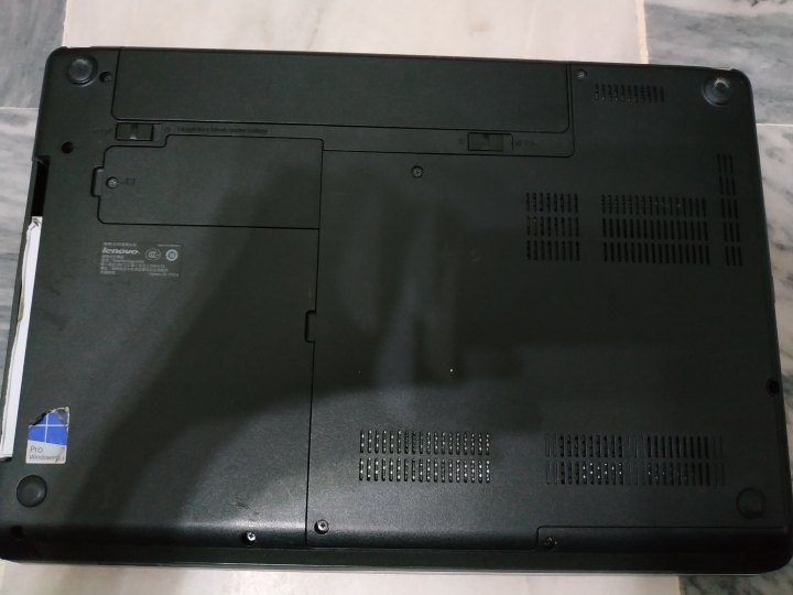 分享酷媽 MasterGel Maker Nano極致散熱膏使用心得與thinkpad e430拆裝過程教學
