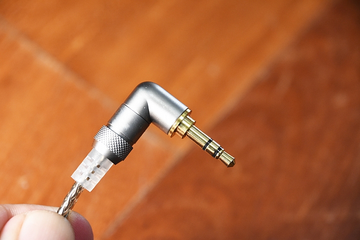 [開箱] FiiO FA7 動聽且令人愛不釋手的樓氏四單元動鐵MMCX可換線耳機
