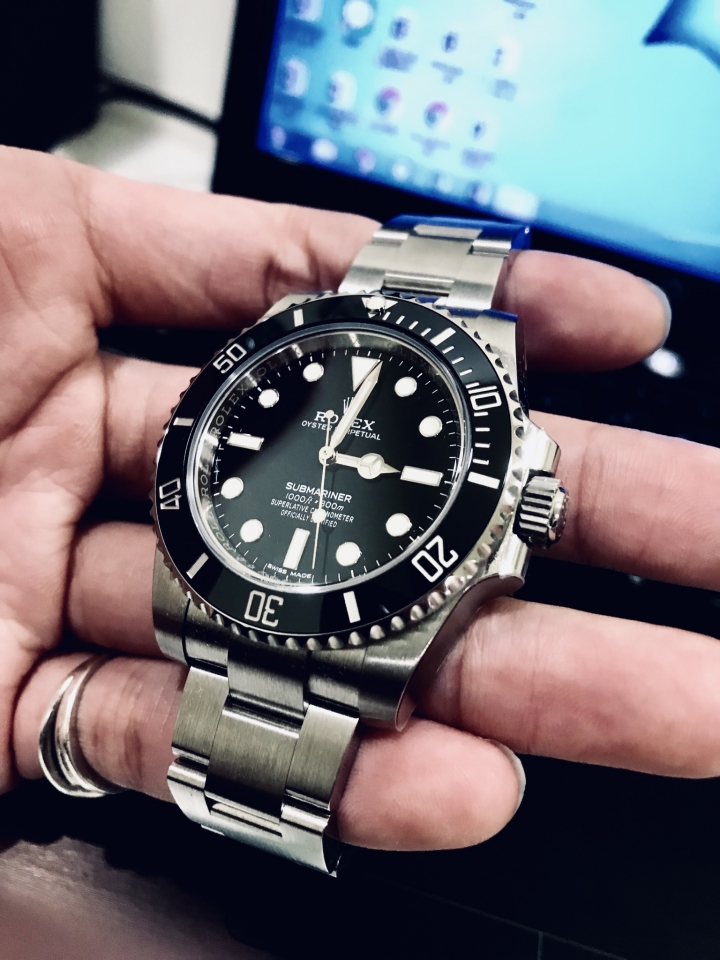 [開箱] Rolex勞力士黑水鬼114060開箱&更換皮錶帶