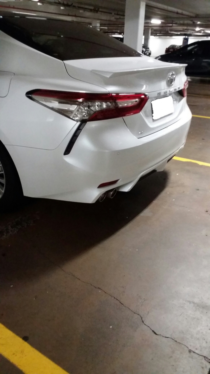 請問台灣為什麼沒有這個版本的Camry?