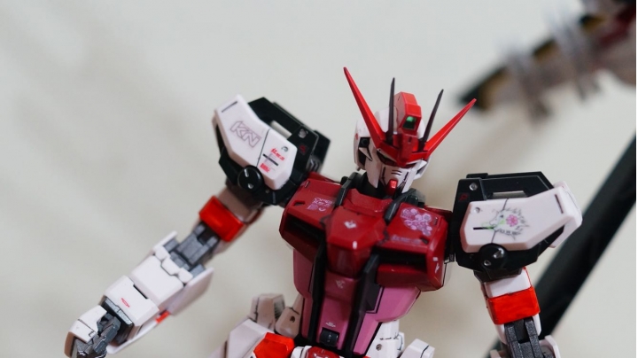 MG 嫣紅攻擊 鳳裝