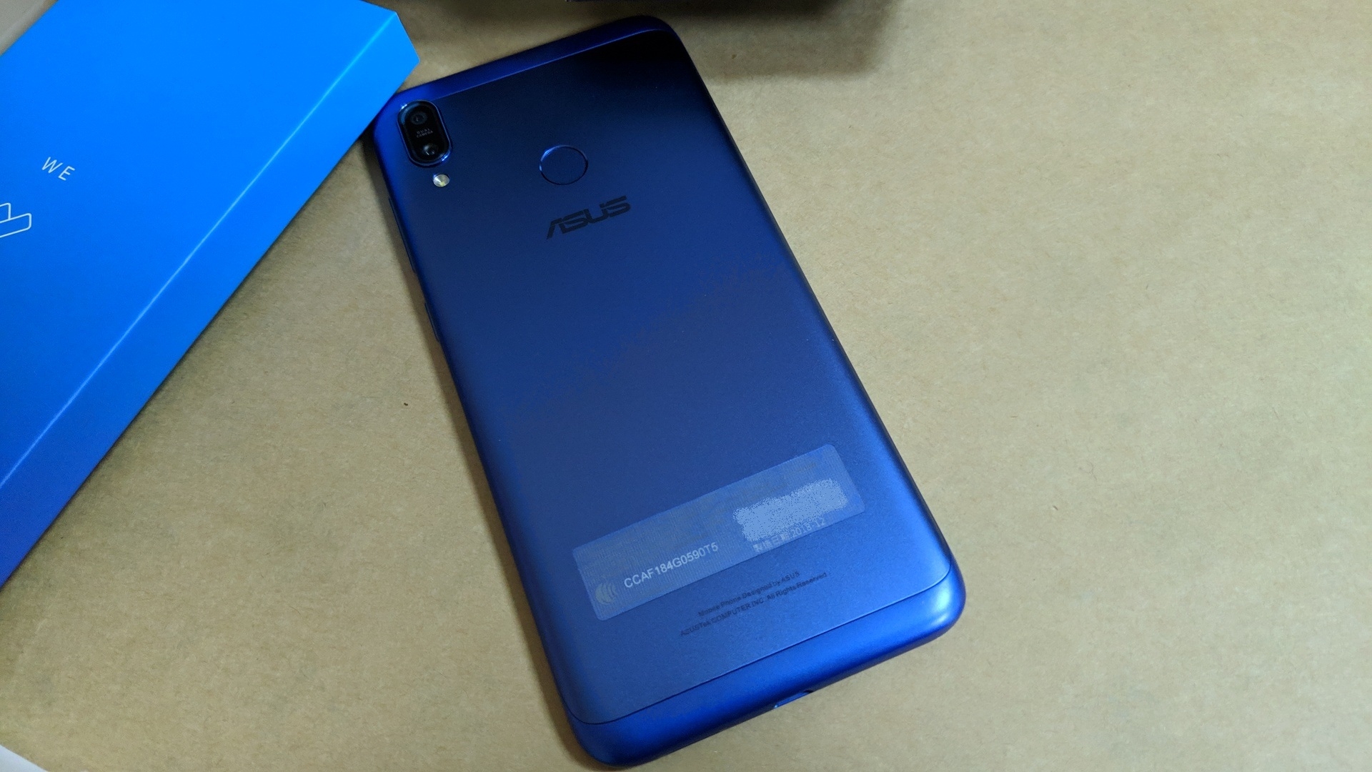 ZenFone Max M2 簡單開箱
