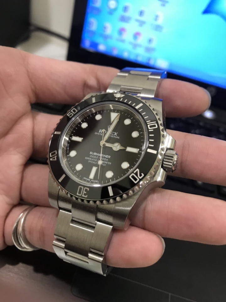 [開箱] Rolex勞力士黑水鬼114060開箱&更換皮錶帶