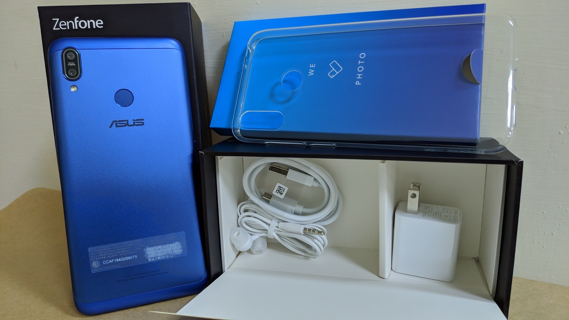 ZenFone Max M2 簡單開箱