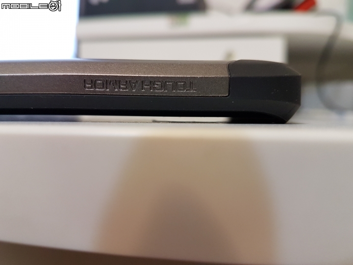 NOTE9換新衣服 SPIGEN Tough Armor 軍規防摔保護殼