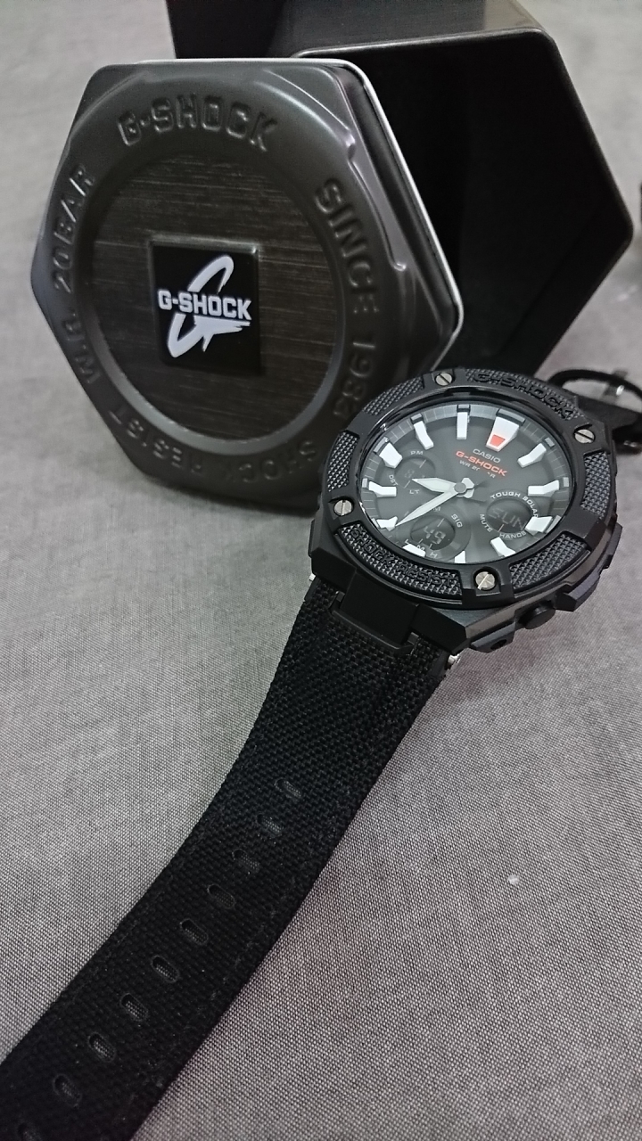 分享：黑。鋼鐵意志 G-SHOCK G-STEEL GST-S130