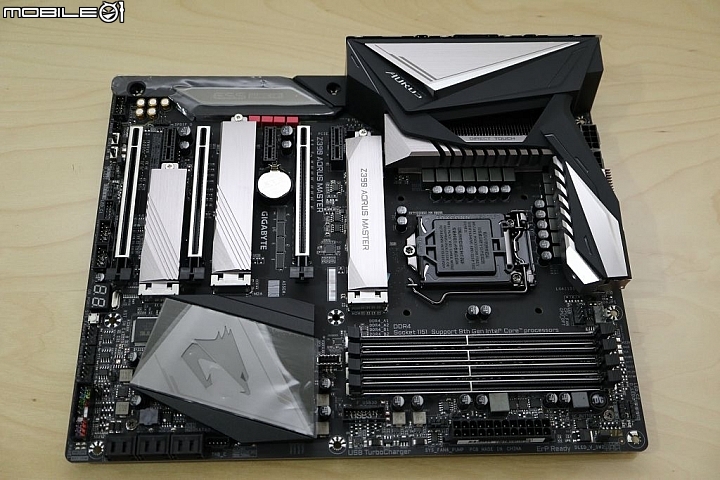 [開箱]  Z390 散熱用料強化中高階誠意之作 Z390 AORUS MASTER 大師超頻