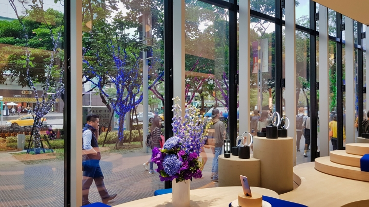 與微風南山SAMSUNG旗艦體驗館的午後約會