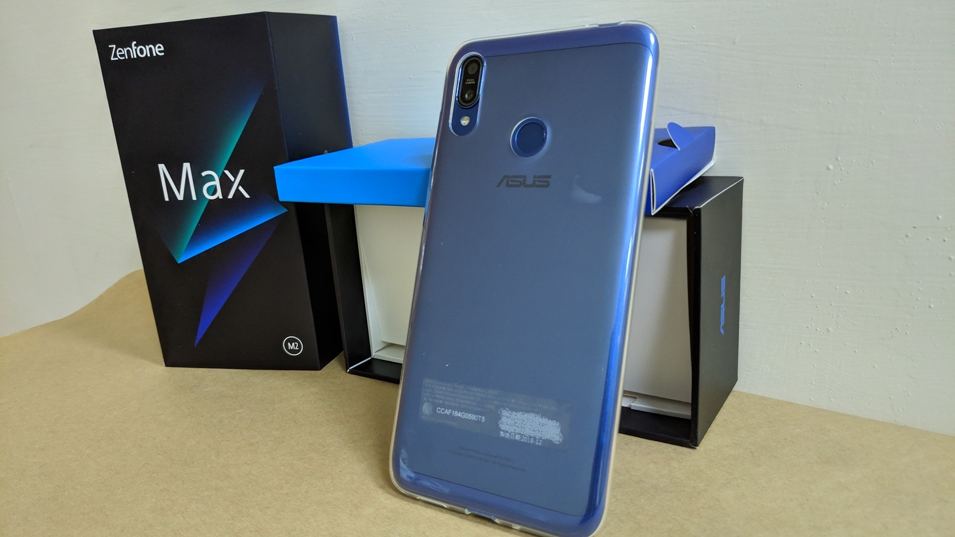 ZenFone Max M2 簡單開箱