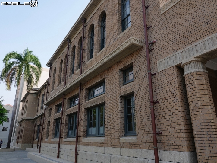 臺南市 中西區 臺南市美術館1館|原臺南警察署 — 由警察署變身的美術館