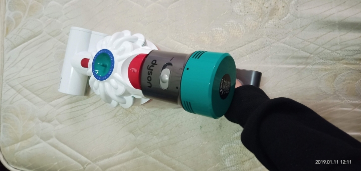 居家清潔的開掛神器!!! Dyson v7 mattress 除螨機  塵螨退散~!!
