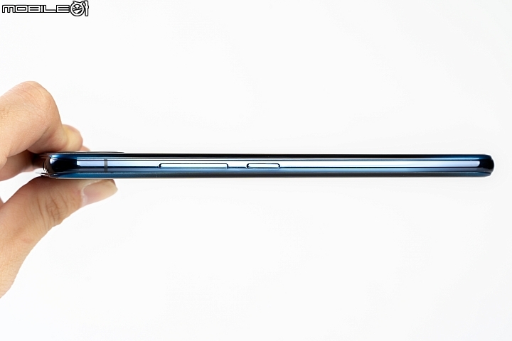 vivo NEX雙螢幕版 三鏡加雙螢感受很未來