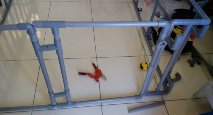 (DIY)用水管自製小朋友Playpen