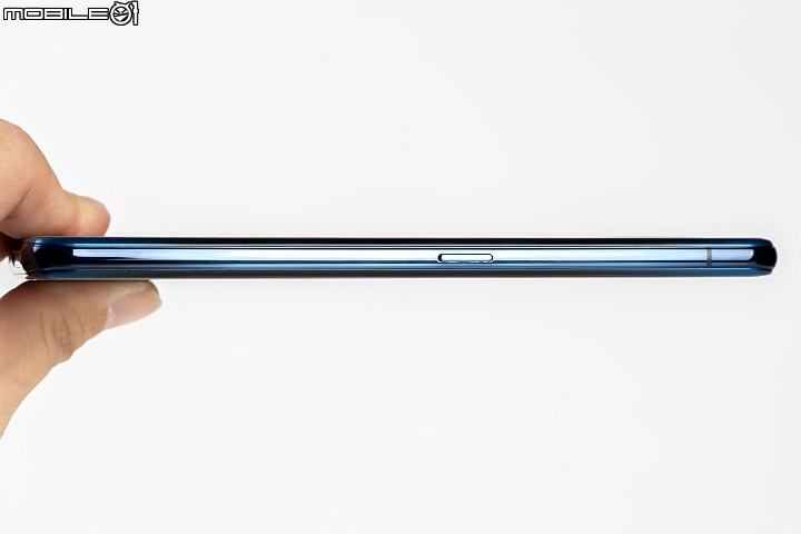 vivo NEX雙螢幕版 三鏡加雙螢感受很未來