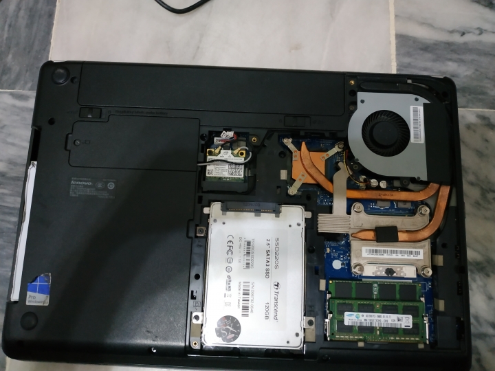 分享酷媽 MasterGel Maker Nano極致散熱膏使用心得與thinkpad e430拆裝過程教學