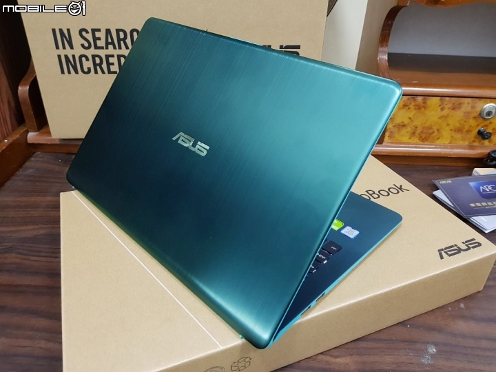 VivoBook S15 躍動綠 少見的特殊顏色筆電入手開箱