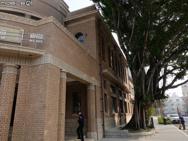 臺南市 中西區 臺南市美術館1館|原臺南警察署 — 由警察署變身的美術館