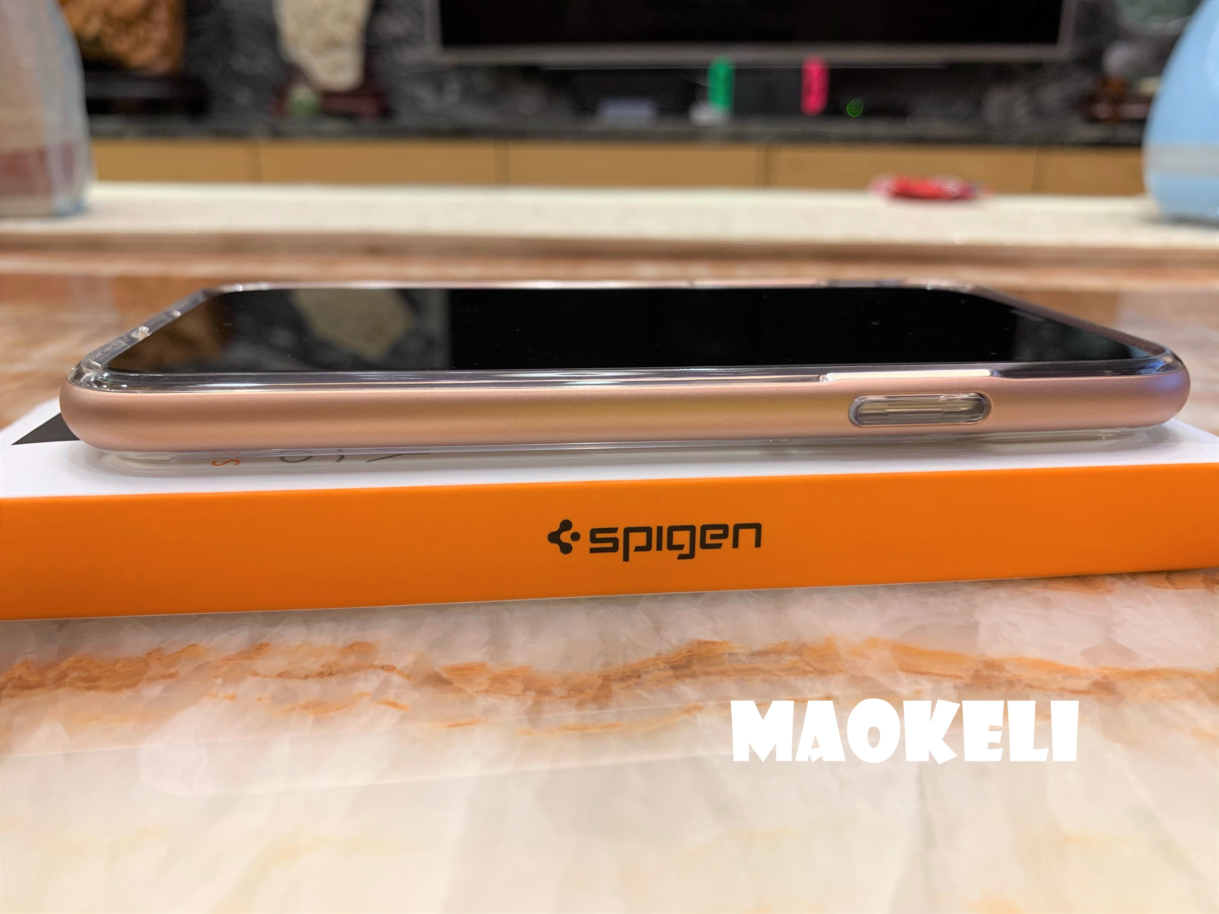 iPhone XS 五款透明殼大比拚 詳細開箱