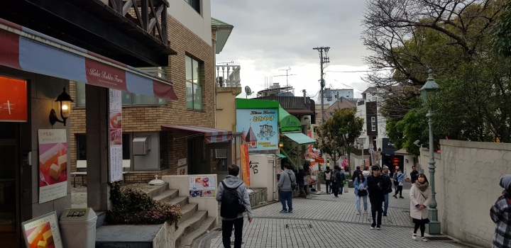 [2018.12.30-2019.01.01]兵庫県神戸市跨年散走之旅(嗯哼，大推神戶牛的鐵板燒太好吃啦！！！)
