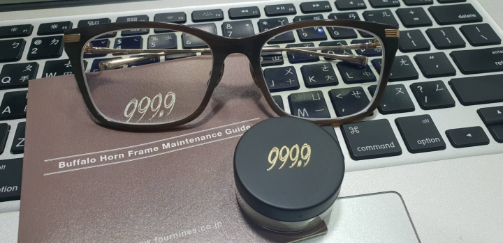 開箱傳說中的999.9牛角框+蔡司駕車變色鏡片