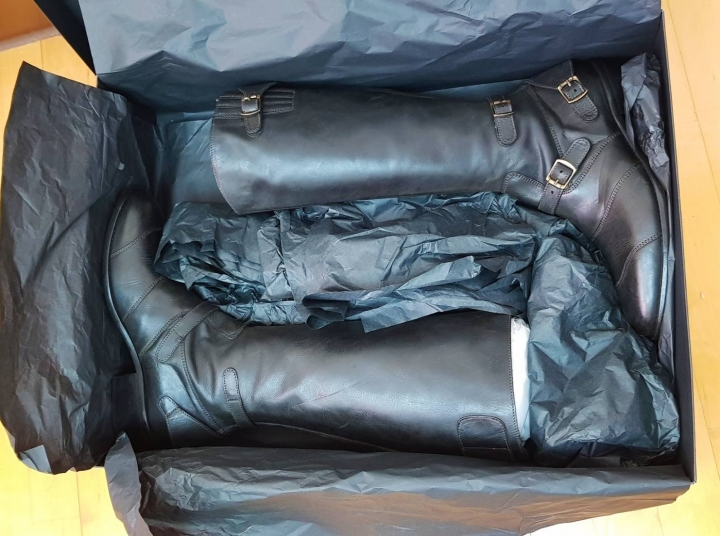 {開箱}Belstaff trialmaster 機車騎士靴