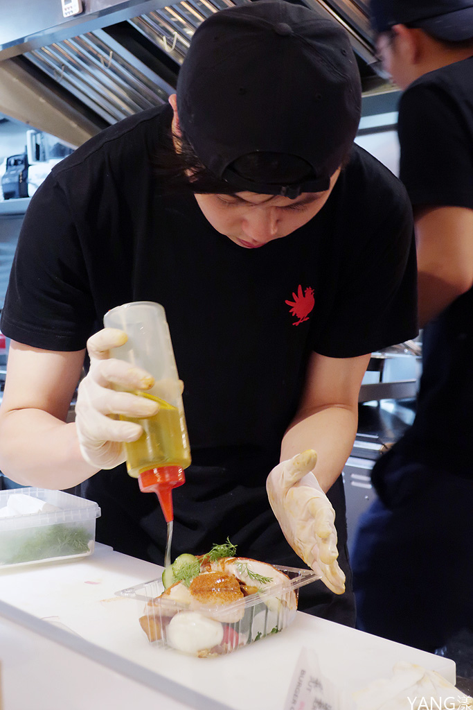 【信義區】BURGER OUT，美式炸雞漢堡大口吃