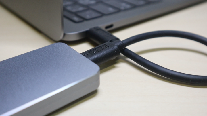 21 分鐘 SSD 連續讀寫狂操不掉速！ TEKQ 583 Superfast