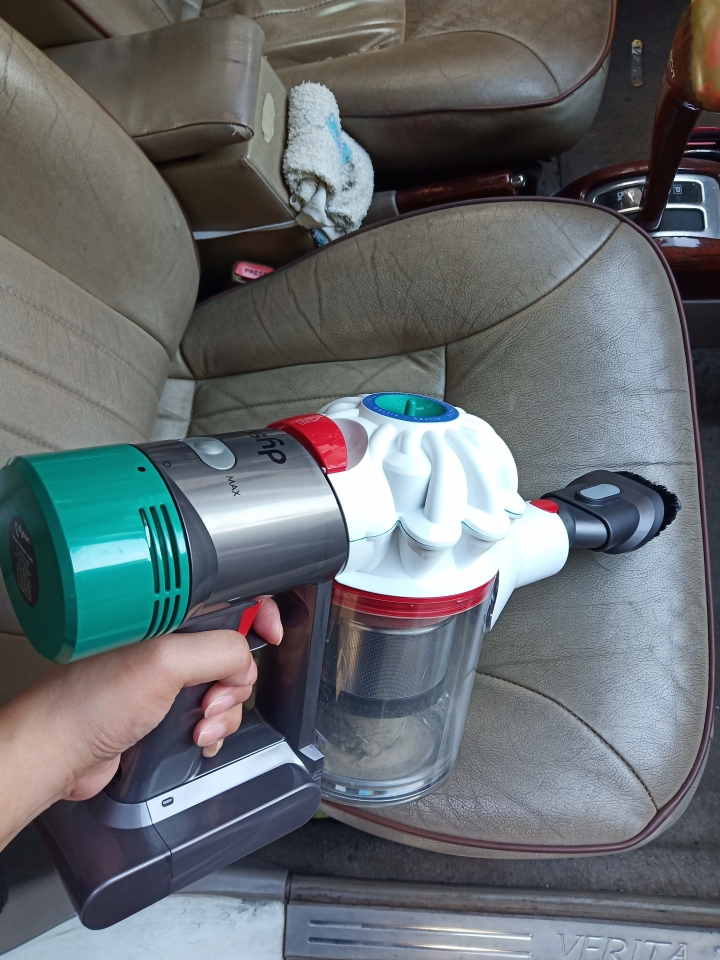 居家清潔的開掛神器!!! Dyson v7 mattress 除螨機  塵螨退散~!!
