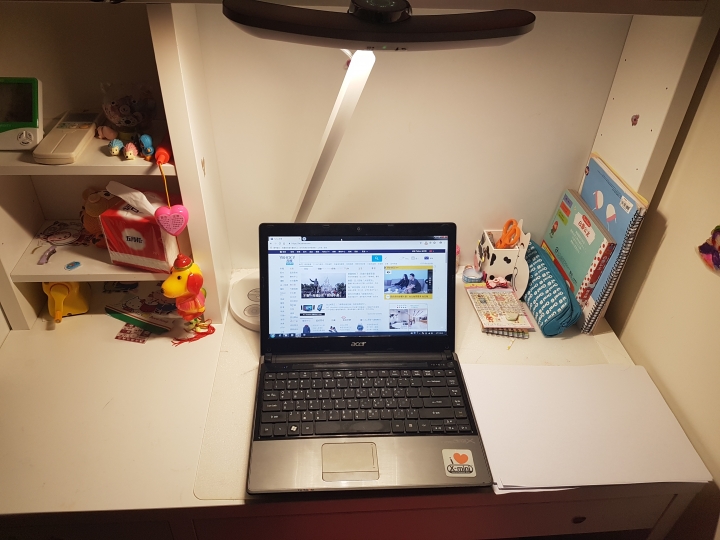 BenQ Wit MindDuos 親子閱讀燈開箱