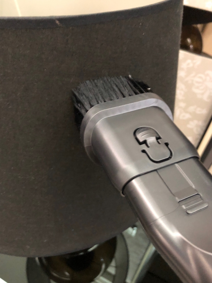 LG A9+ 快清式無線吸塵器不錯用耶！