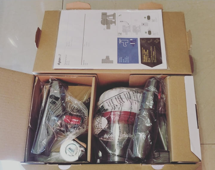 Dyson V7 Mattress清理過程一級棒-塵蟎散退-過敏不再愁