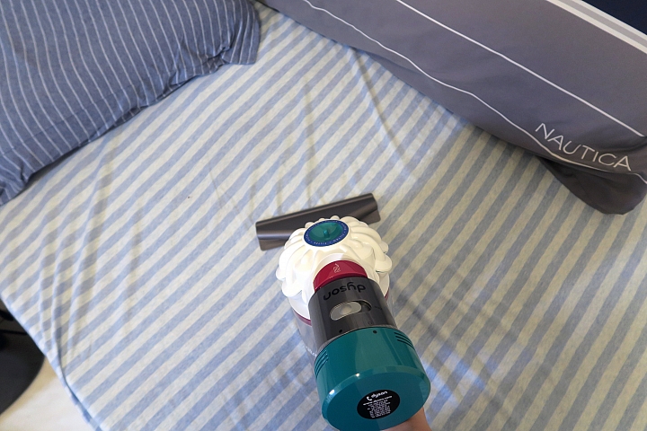 [開箱] Dyson V7 mattress 的進擊 讓塵螨無所遁形