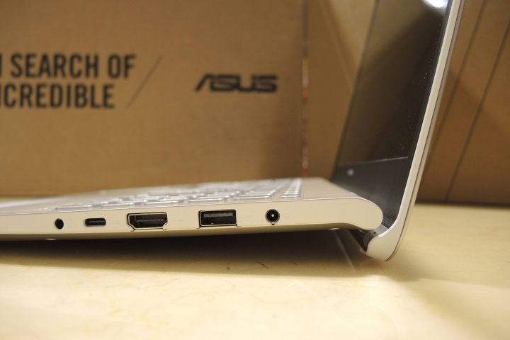 ASUS VivoBook S15 購入第一台自己買的筆電開箱